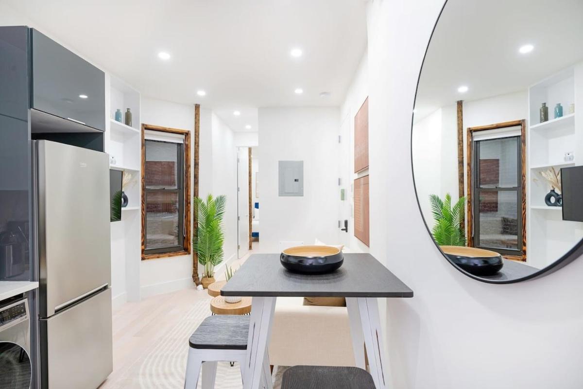 48-1fw Newly Renovated 2br In Midtown West Apartment