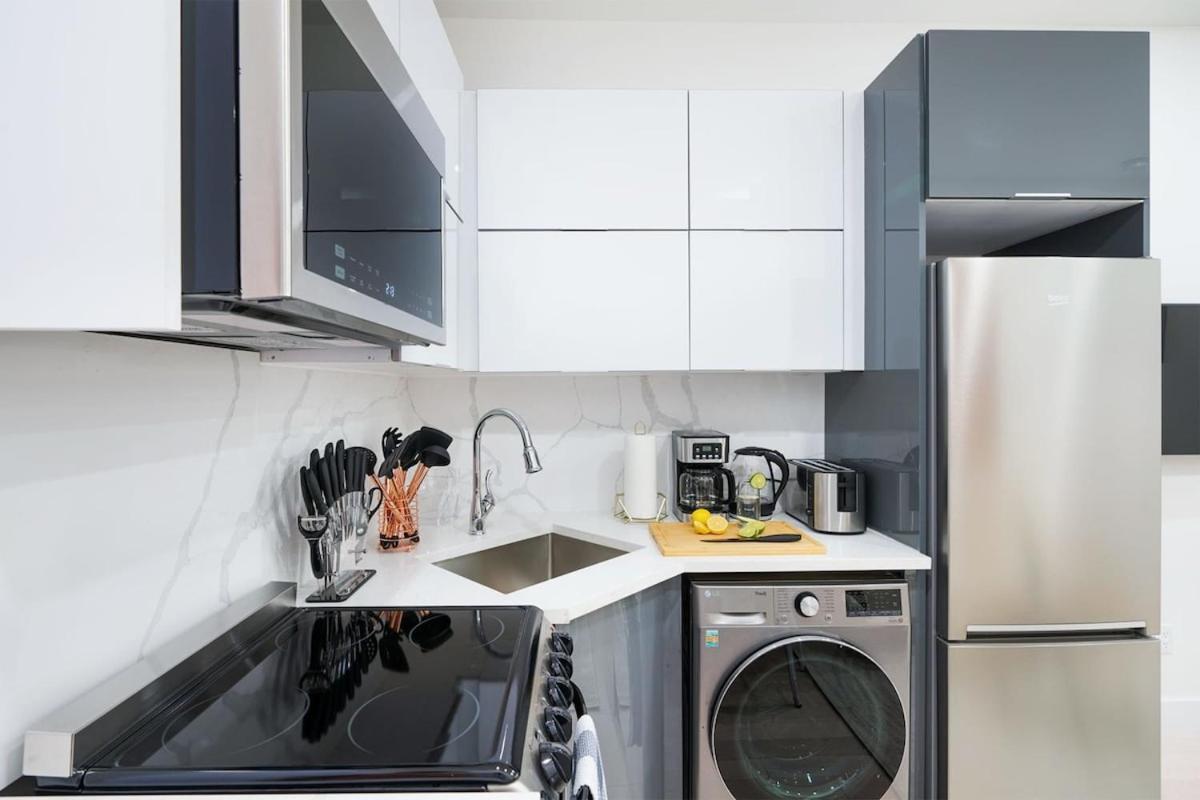 Apartment 48-1fw Newly Renovated 2br In Midtown West New York